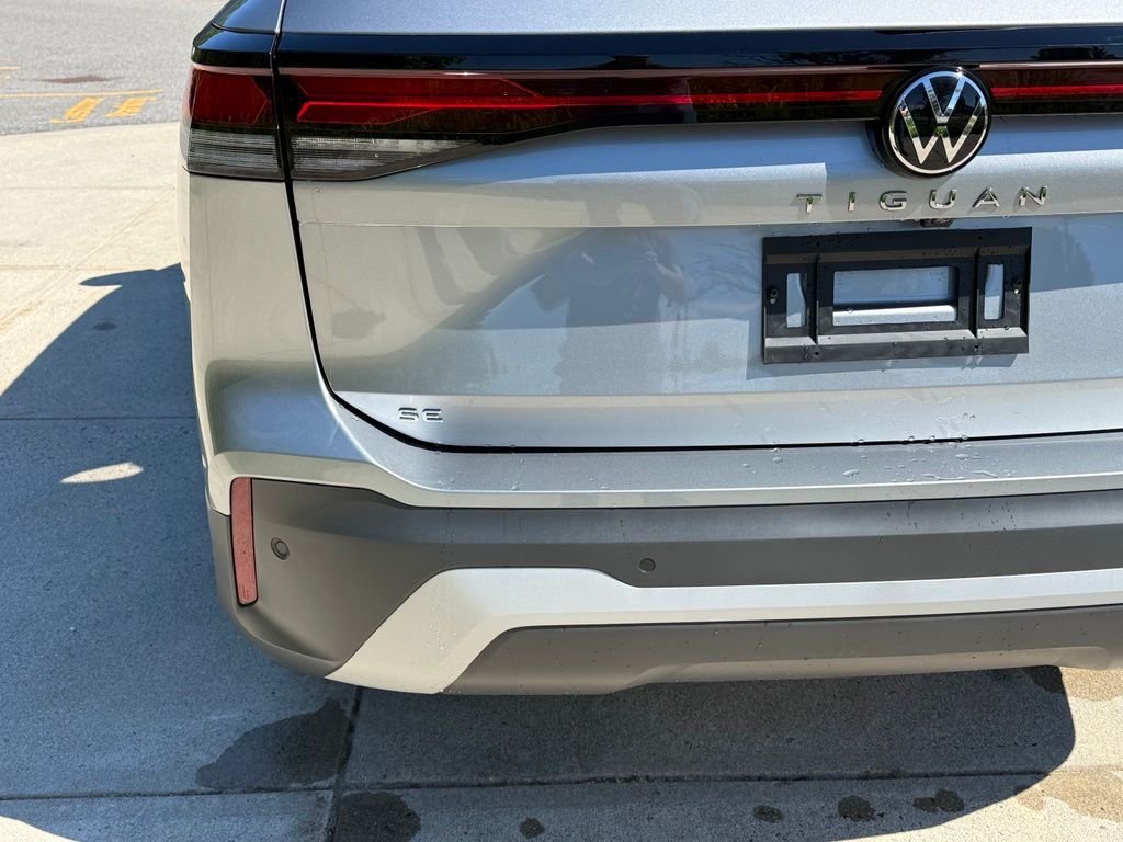 New 2026 Volkswagen Tiguan SE AWD/4WD image 15