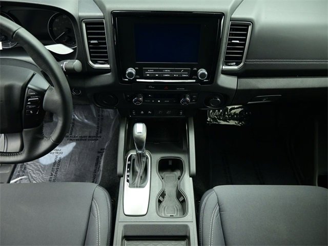 Used 2024 Nissan Frontier SV w/ SV Convenience Package image 6