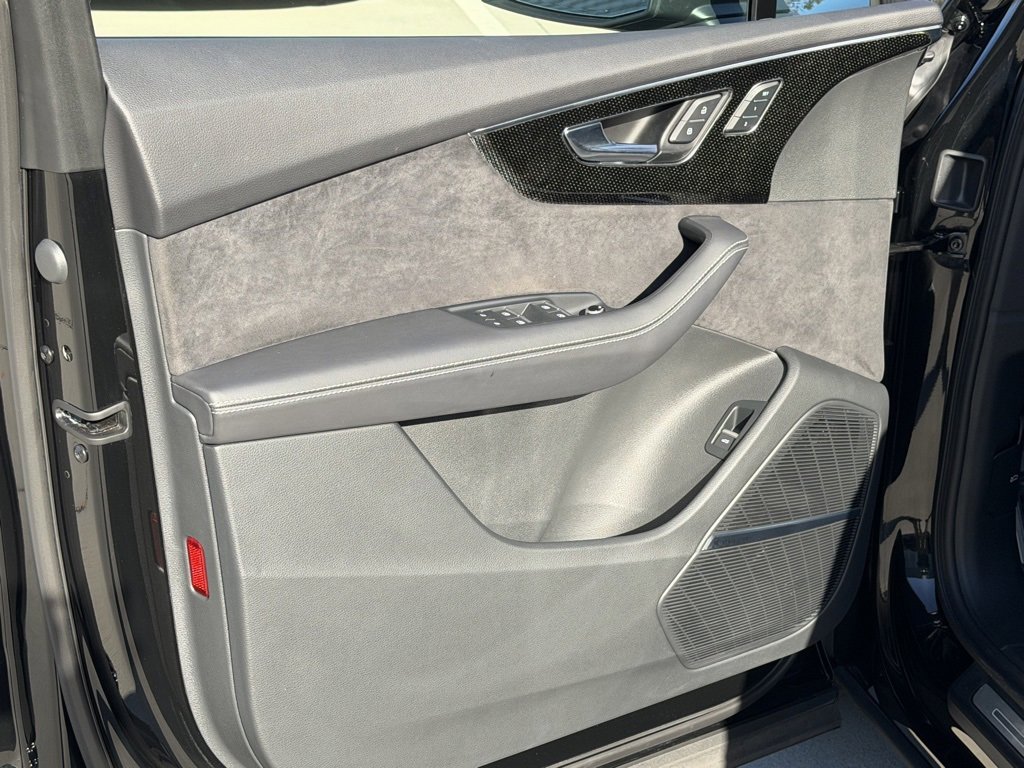 Used 2024 Audi SQ7 Premium Plus w/ S Sport Package image 29