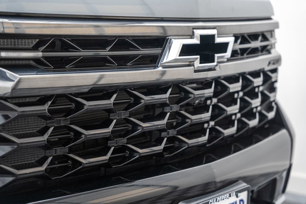 Used 2024 Chevrolet Silverado 1500 ZR2 w/ Technology Package AWD/4WD image 15