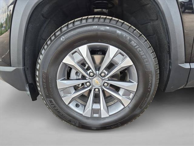Used 2026 Chevrolet Equinox LT AWD/4WD image 24
