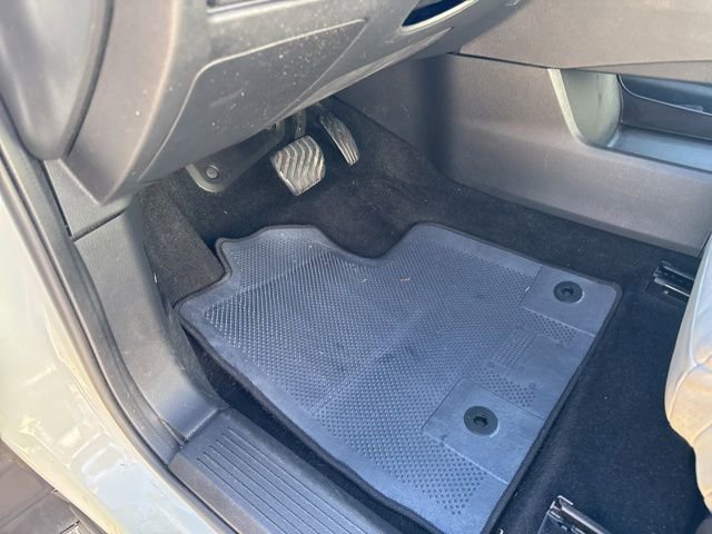 Used 2021 Nissan Rogue SV w/ Premium Package image 13