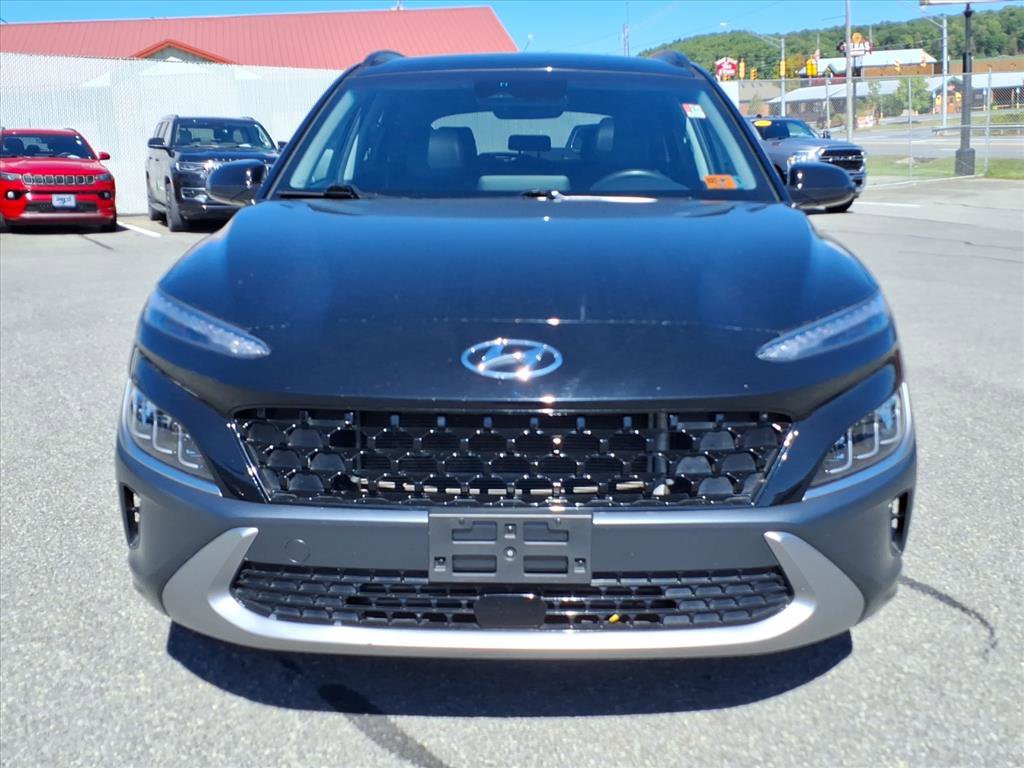 Used 2023 Hyundai Kona Limited w/ Cargo Package image 9