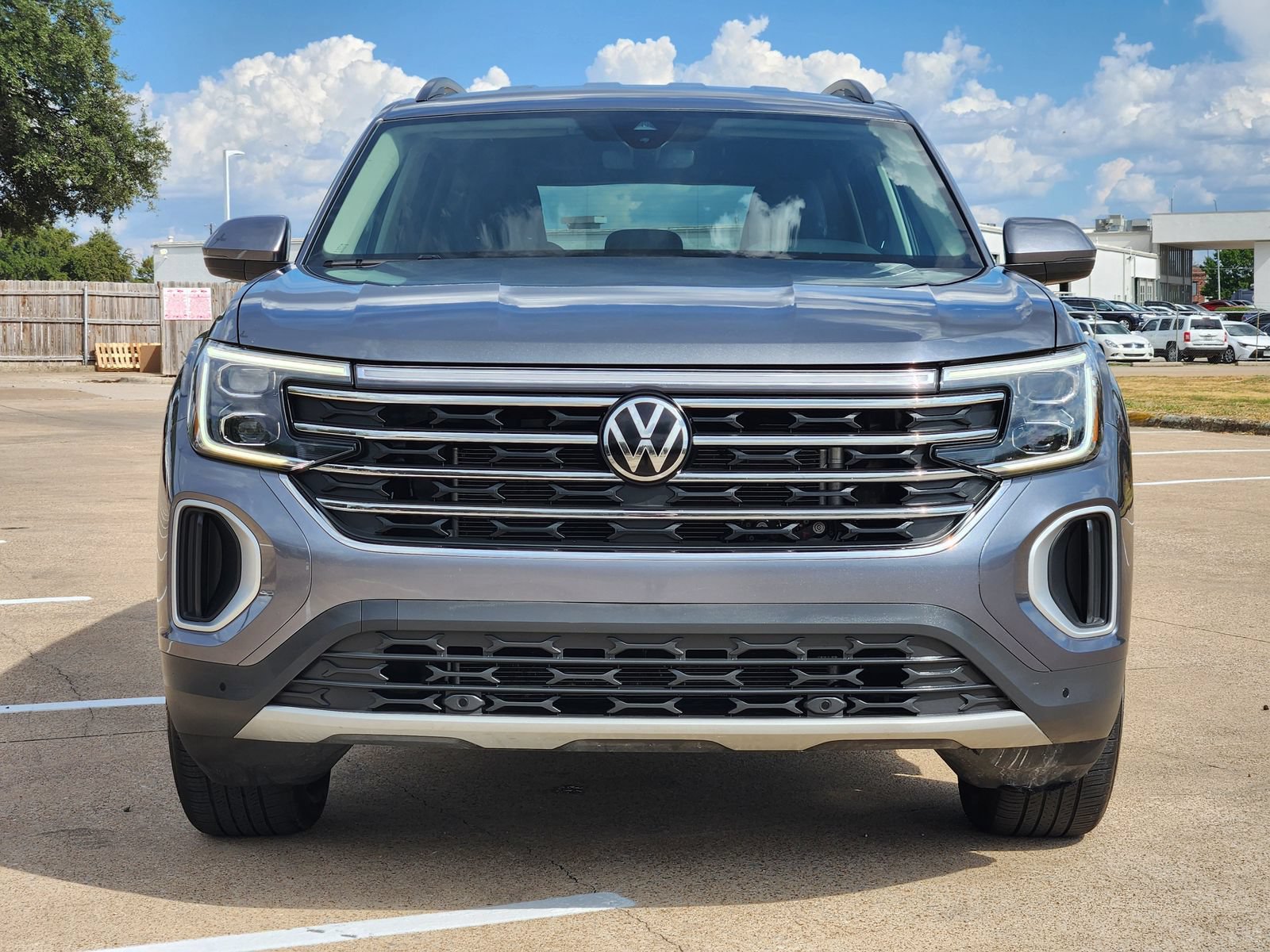 Used 2025 Volkswagen Atlas SE FWD image 7