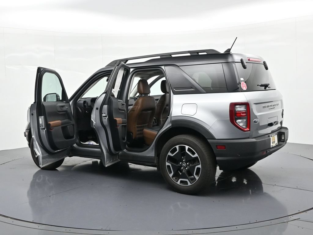 Certified 2023 Ford Bronco Sport Outer Banks w/ Tech Package AWD/4WD image 26