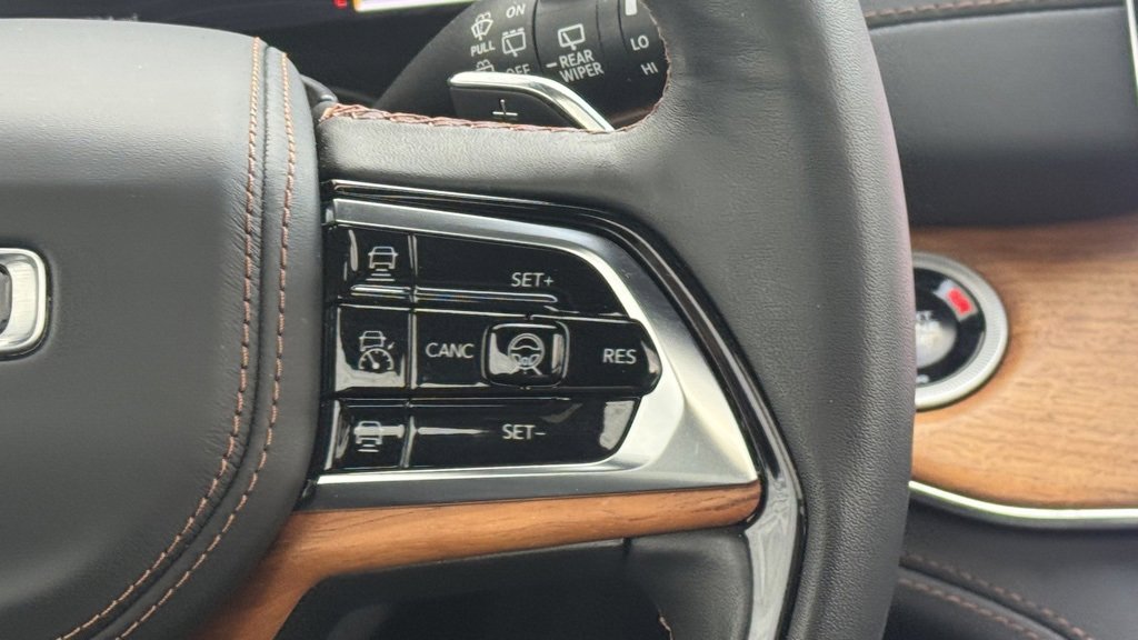 Used 2024 Jeep Grand Cherokee L Summit image 22