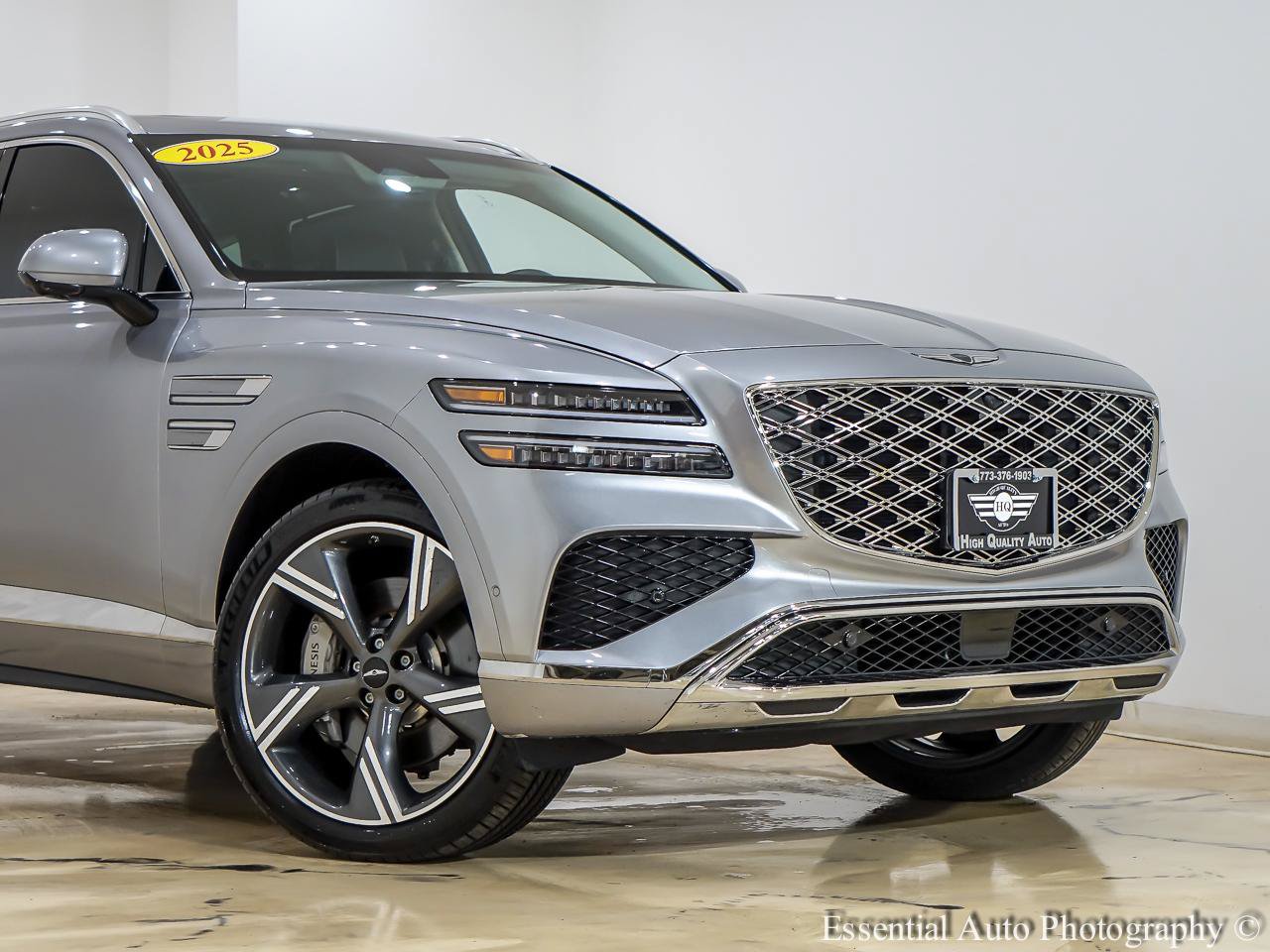 Used 2025 Genesis GV80 3.5T Prestige AWD/4WD image 2