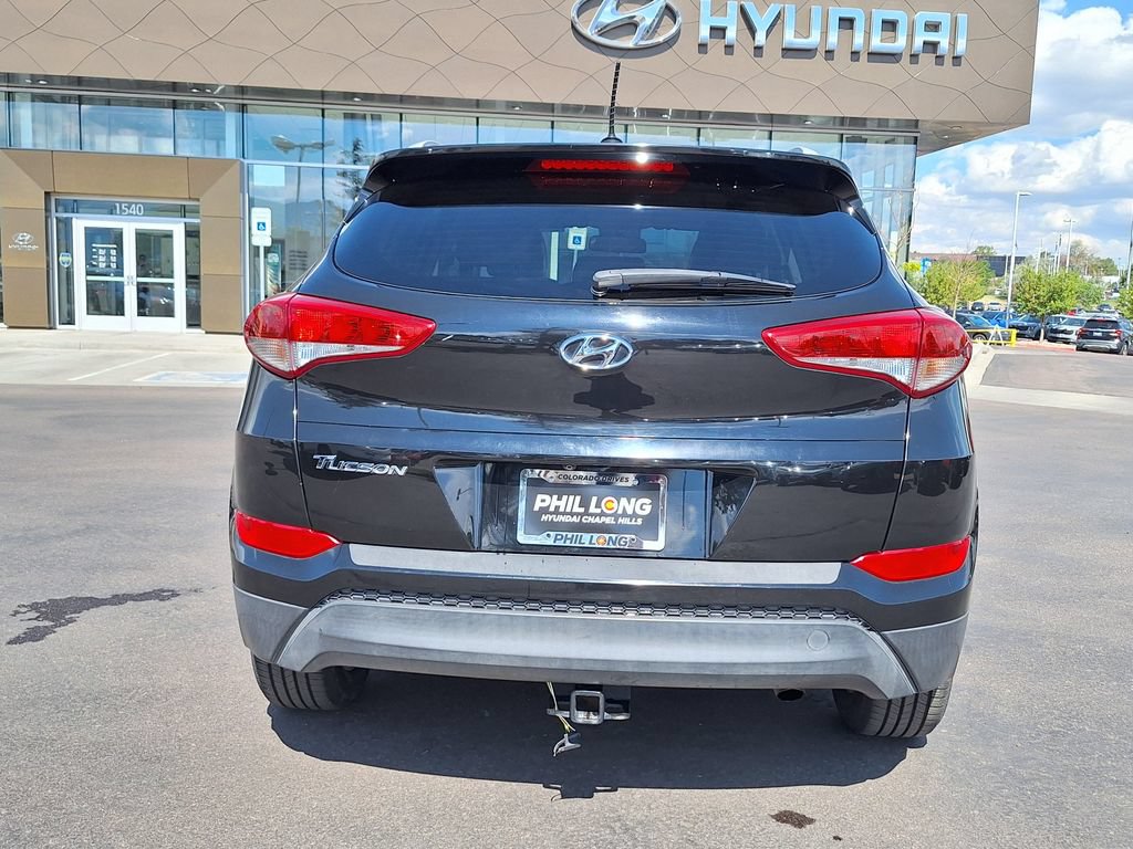Used 2017 Hyundai Tucson SE w/ SE Popular Package 02 FWD image 4