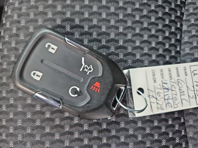 Used 2023 GMC Terrain SLE w/ Driver Convenience Package image 29