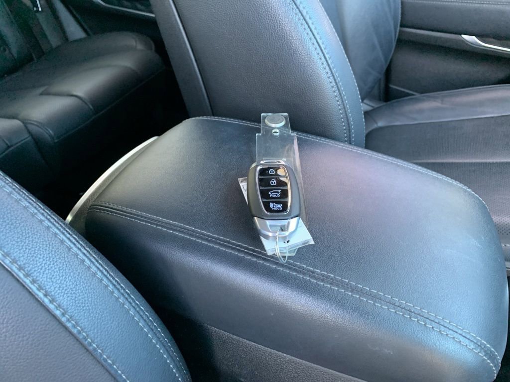 Used 2019 Hyundai Santa Fe Limited w/ Cargo Package image 33