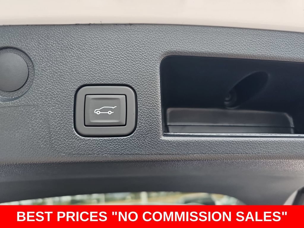 New 2027 Chevrolet Equinox RS w/ Safety and Technology Package FWD image 13
