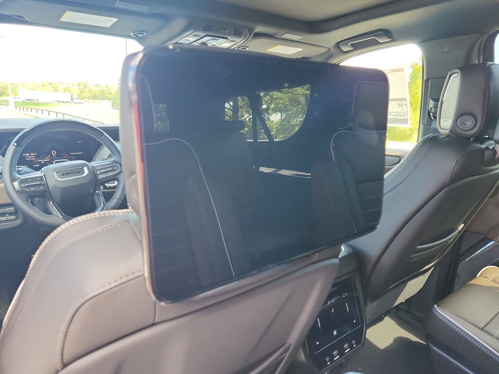 New 2026 GMC Yukon XL Denali Ultimate AWD/4WD image 11