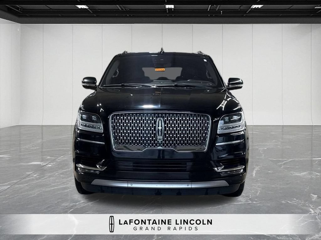 Certified 2020 Lincoln Navigator Reserve w/ Luxury Package AWD/4WD image 8