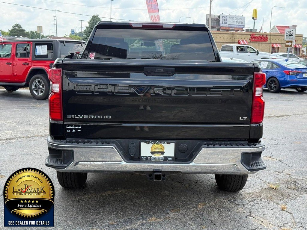 Used 2025 Chevrolet Silverado 1500 LT AWD/4WD image 6