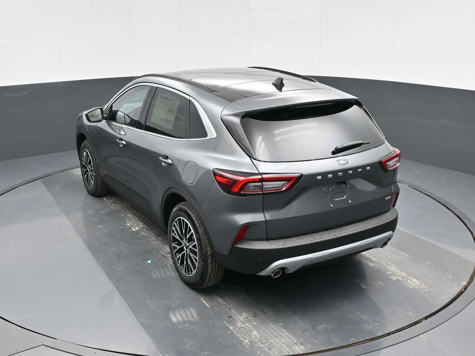 New 2025 Ford Escape SE image 26