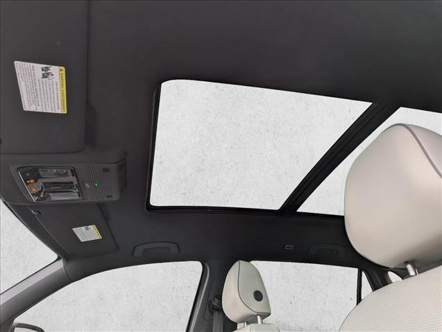 Used 2024 Volkswagen Atlas Cross Sport SEL Premium R-Line image 22