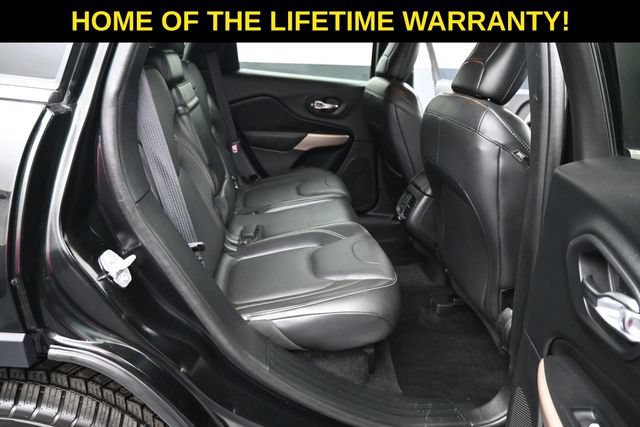 Used 2018 Jeep Cherokee Limited AWD/4WD image 48