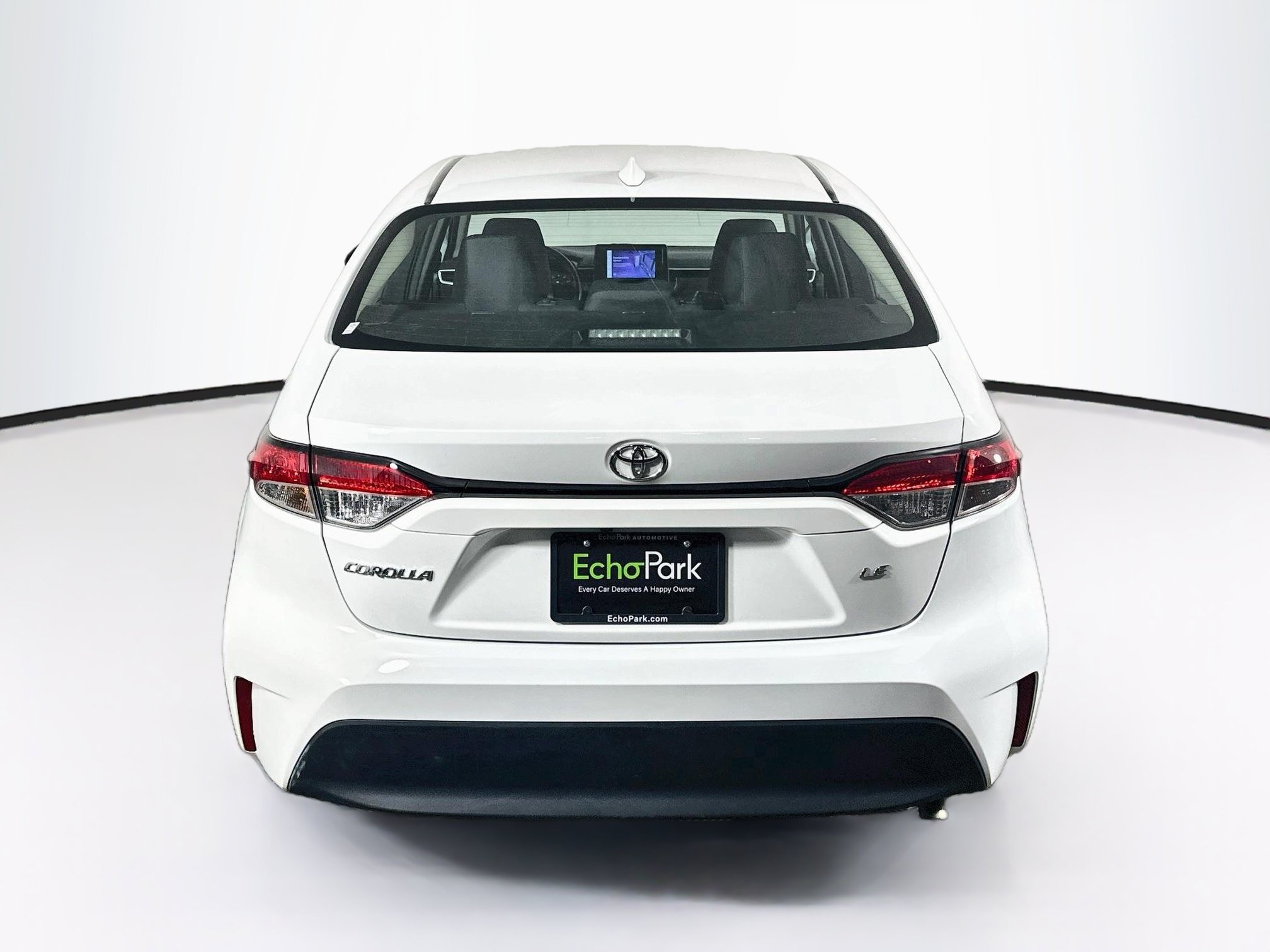 Used 2025 Toyota Corolla LE FWD image 7