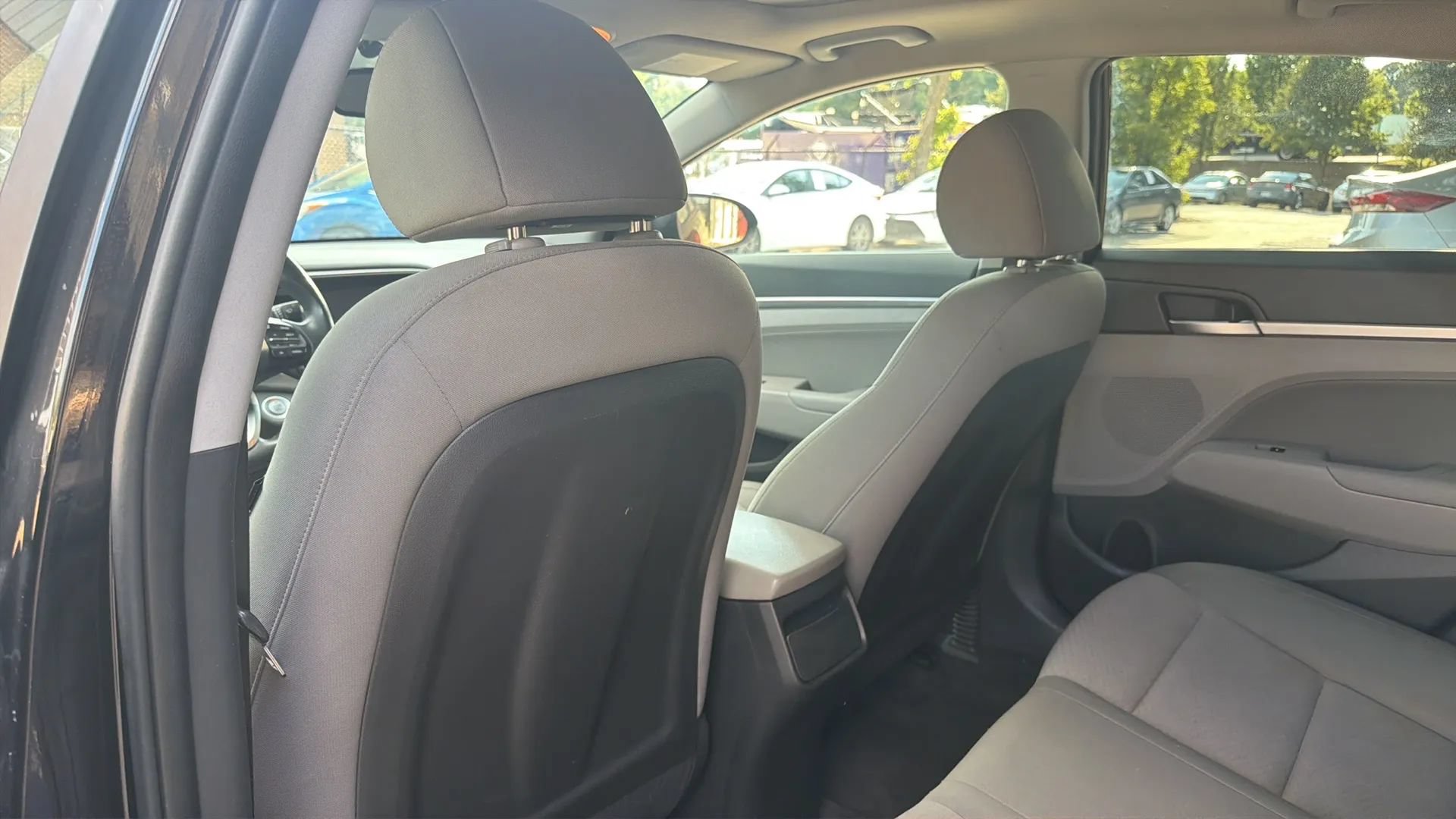 Used 2019 Hyundai Elantra Value Edition FWD image 15