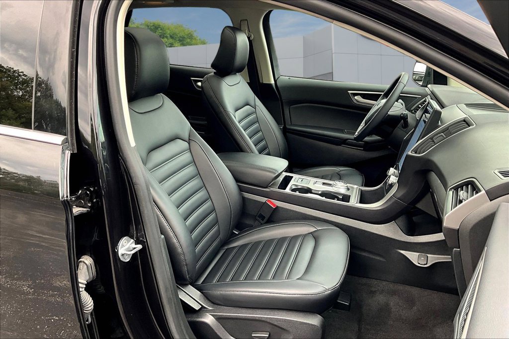 Certified 2024 Ford Edge SEL w/ Convenience Package AWD/4WD image 29