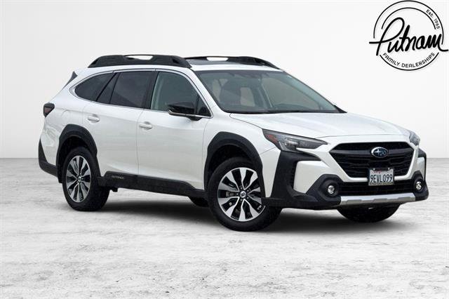 Used 2023 Subaru Outback Limited image 1