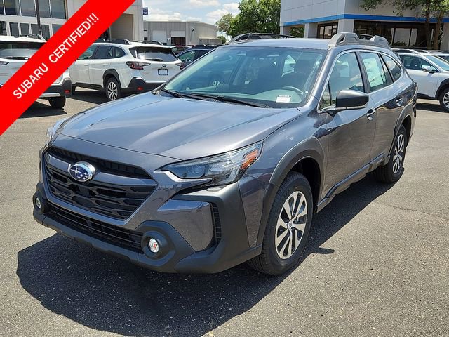 Used 2025 Subaru Outback image 1