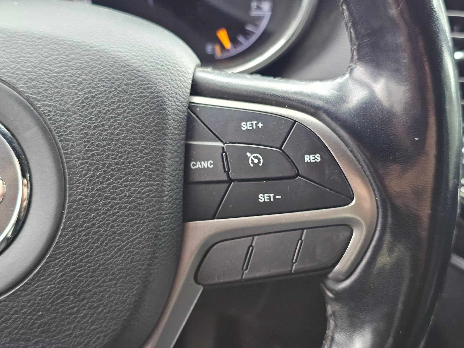 Used 2020 Jeep Grand Cherokee Limited w/ Luxury Group II image 15