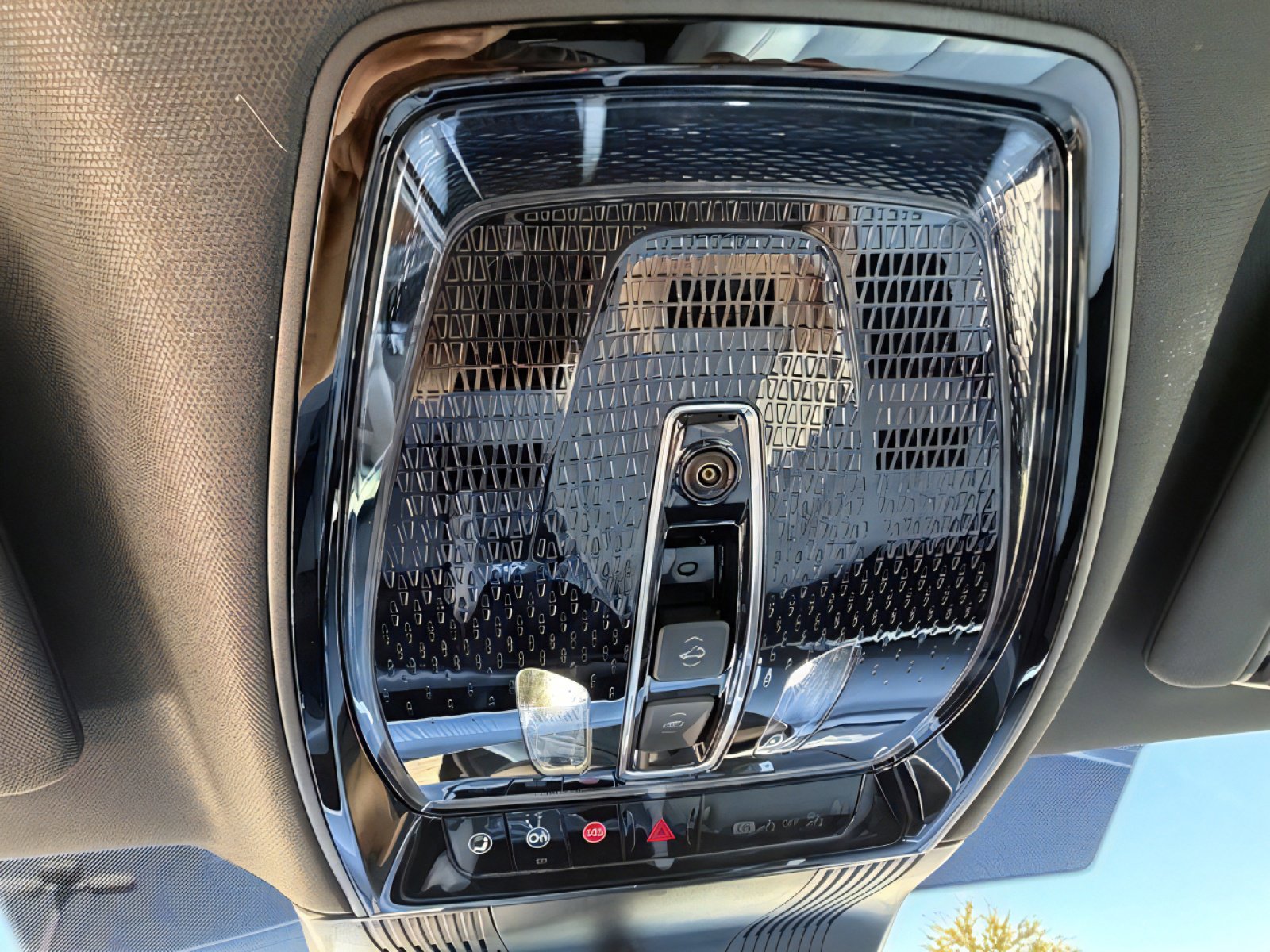 Used 2026 Cadillac Vistiq Luxury image 24