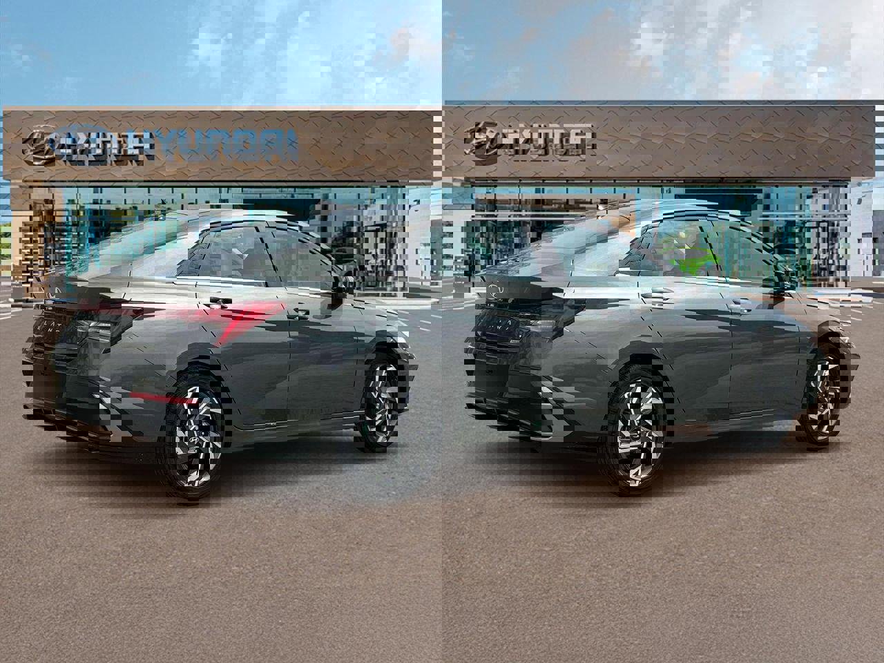 New 2025 Hyundai Elantra Limited image 8