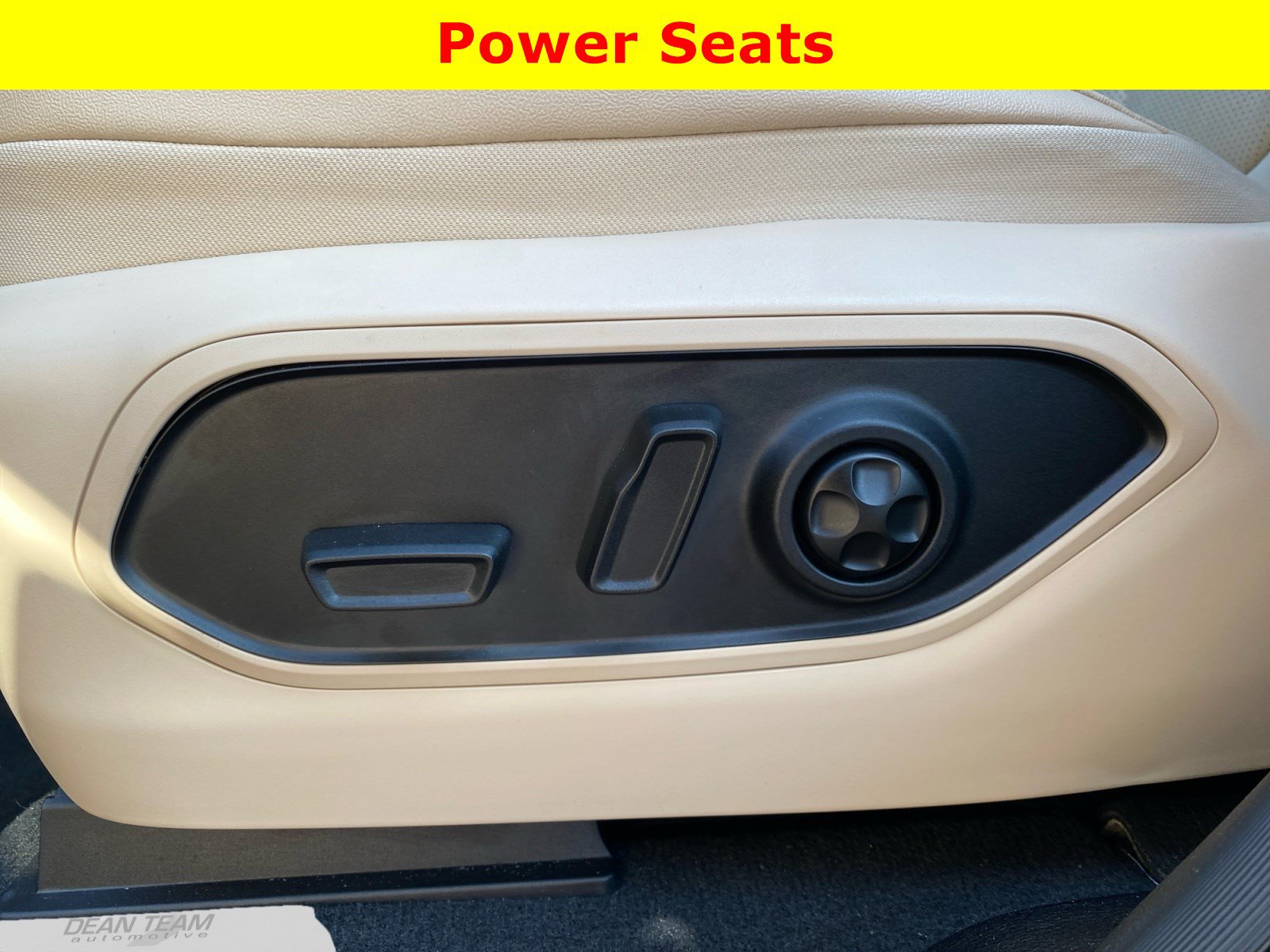 Used 2023 Jeep Grand Cherokee Limited w/ Luxury Tech Group II AWD/4WD image 19
