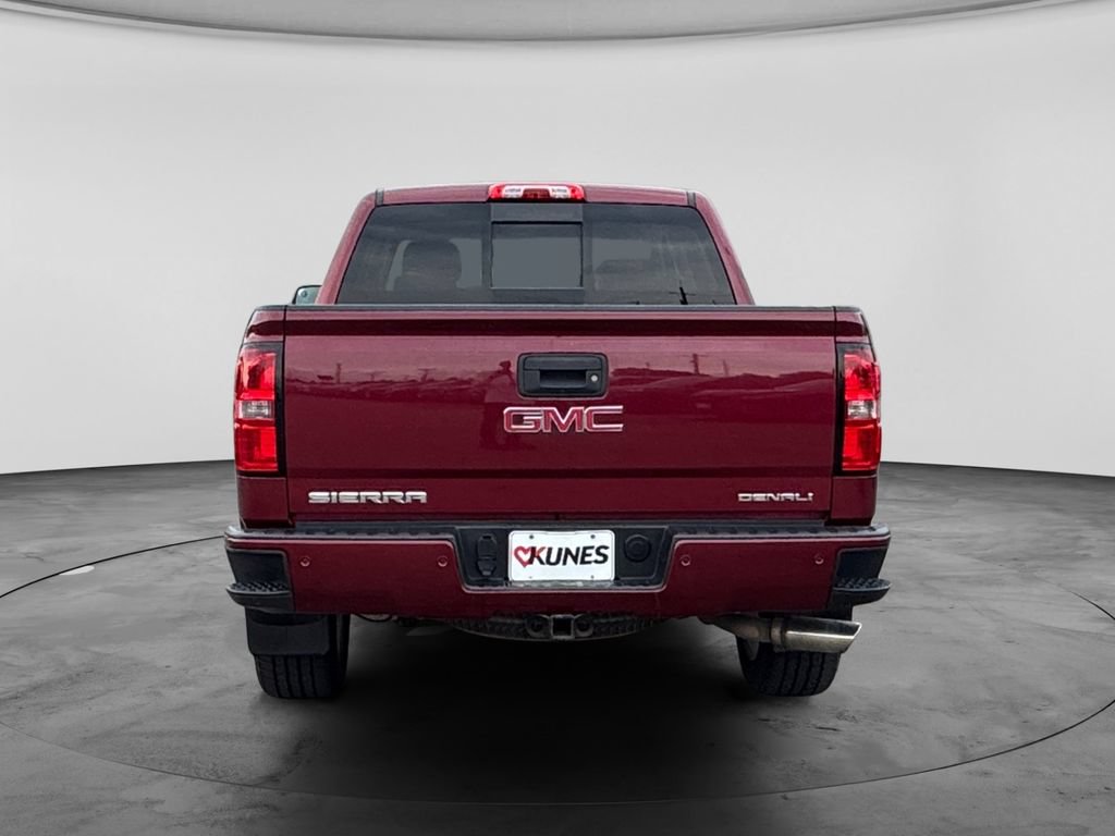Used 2015 GMC Sierra 1500 Denali w/ Driver Alert Package AWD/4WD image 9