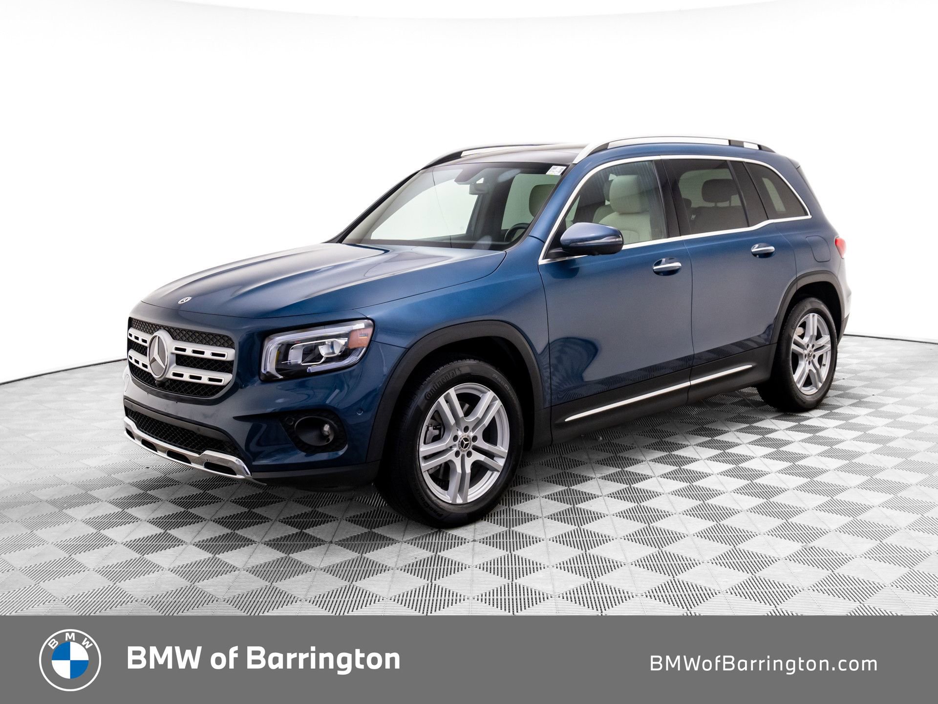 Used 2023 Mercedes-Benz GLB 250 4MATIC image 1