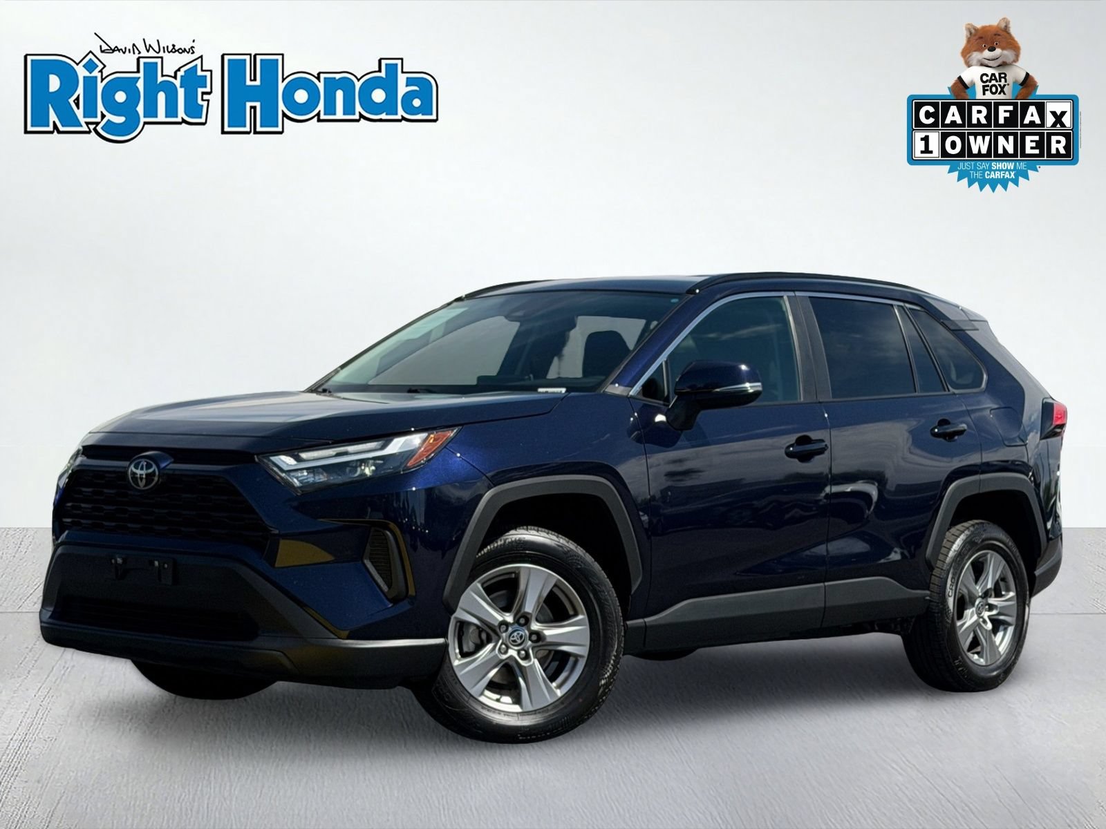 Used 2024 Toyota RAV4 XLE FWD image 1
