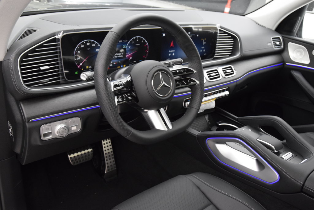 New 2026 Mercedes-Benz GLS 450 4MATIC image 22
