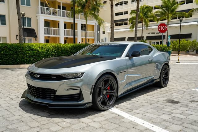 Used 2023 Chevrolet Camaro SS RWD image 2