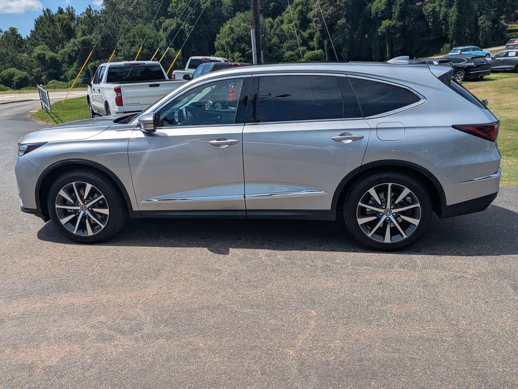 Used 2026 Acura MDX w/ Technology Package FWD image 3