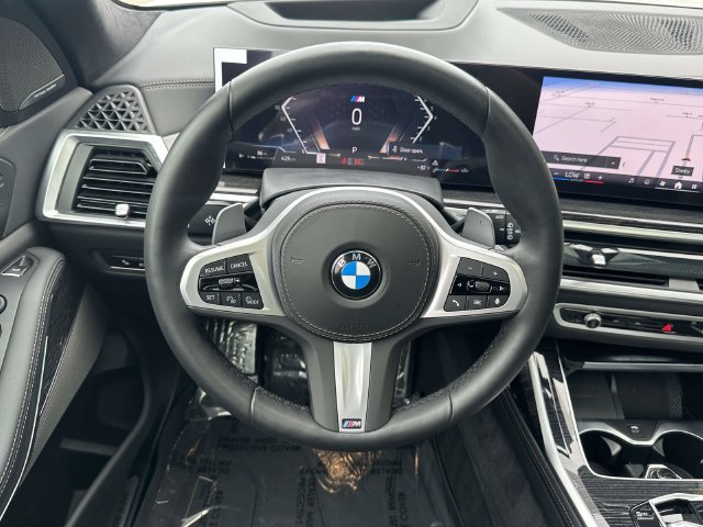 Used 2026 BMW X7 xDrive40i w/ M Sport Package AWD/4WD image 21