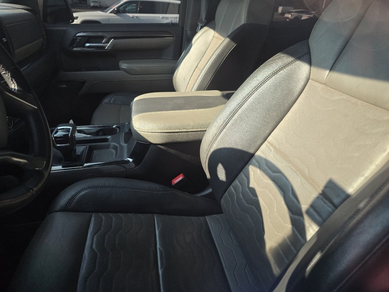 Used 2023 Chevrolet Silverado 1500 ZR2 w/ Technology Package AWD/4WD image 20
