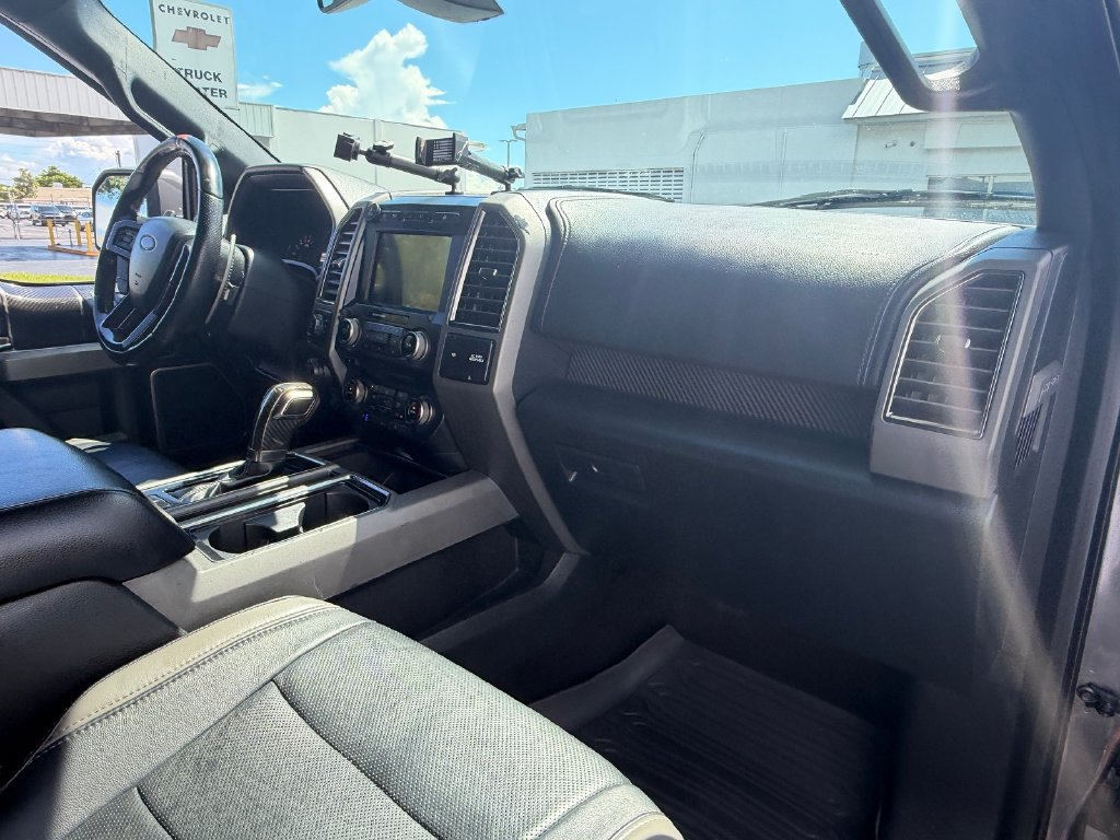 Used 2018 Ford F150 Raptor w/ Equipment Group 802A Luxury AWD/4WD image 18