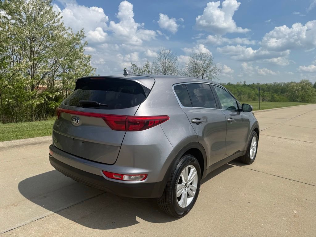 Used 2018 Kia Sportage LX AWD/4WD image 3