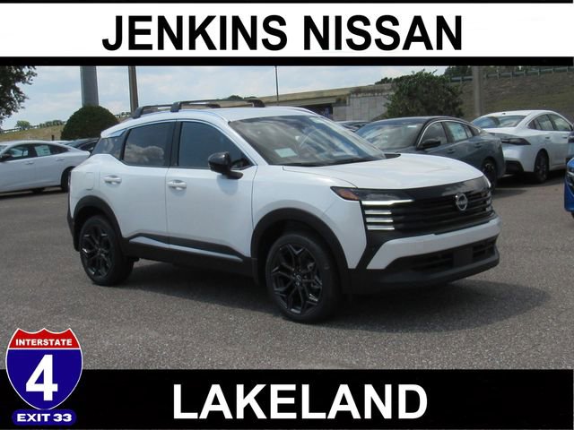 New 2026 Nissan Kicks SR w/ Cold Weather Package