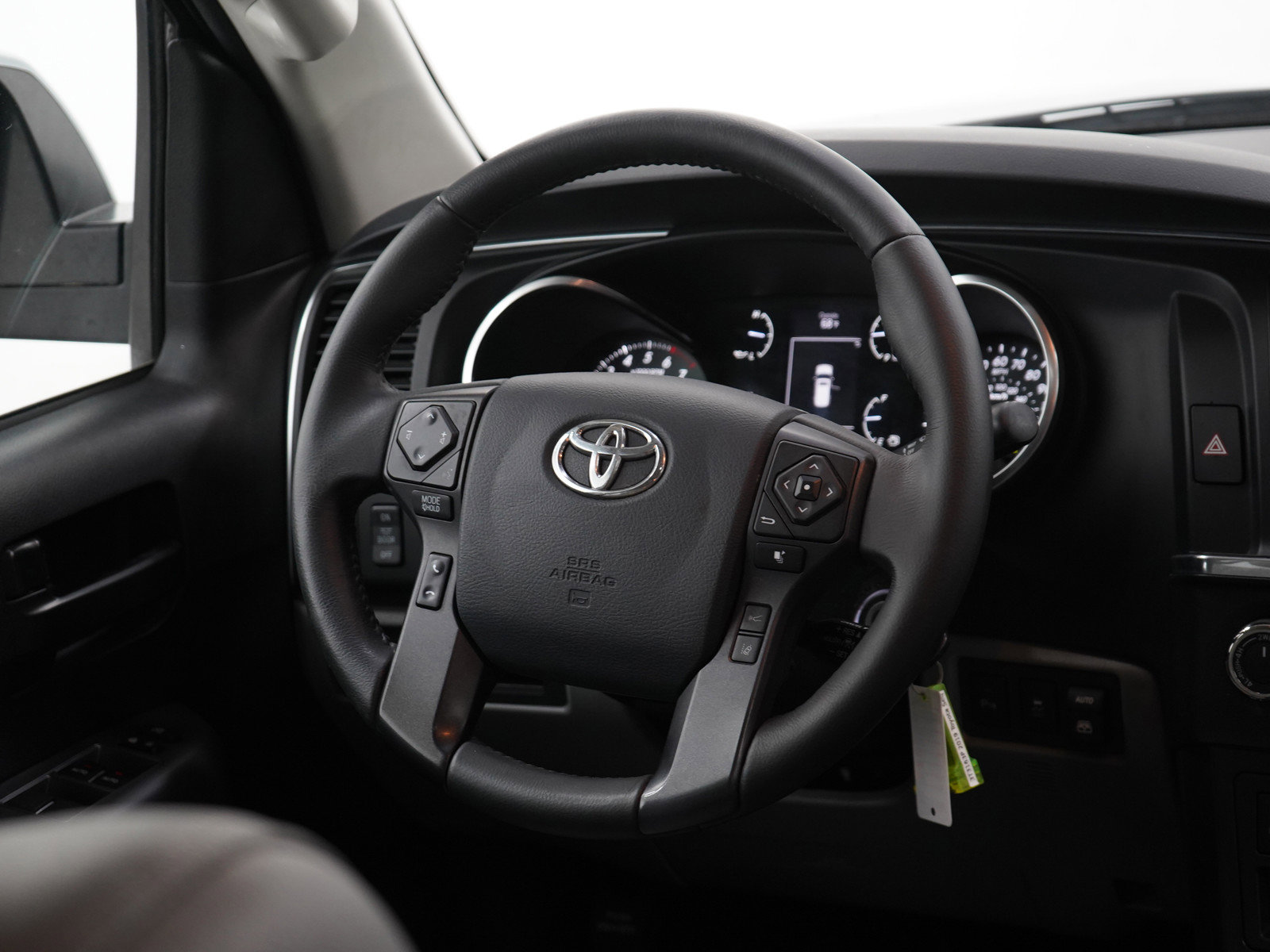 Used 2019 Toyota Sequoia SR5 image 16