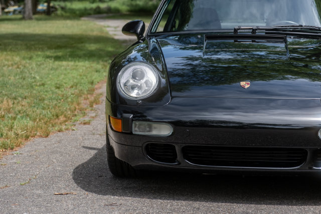 Used 1996 Porsche 911 Turbo RWD image 9