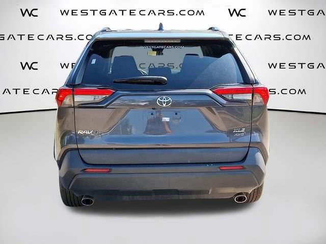 Used 2021 Toyota RAV4 XLE image 5