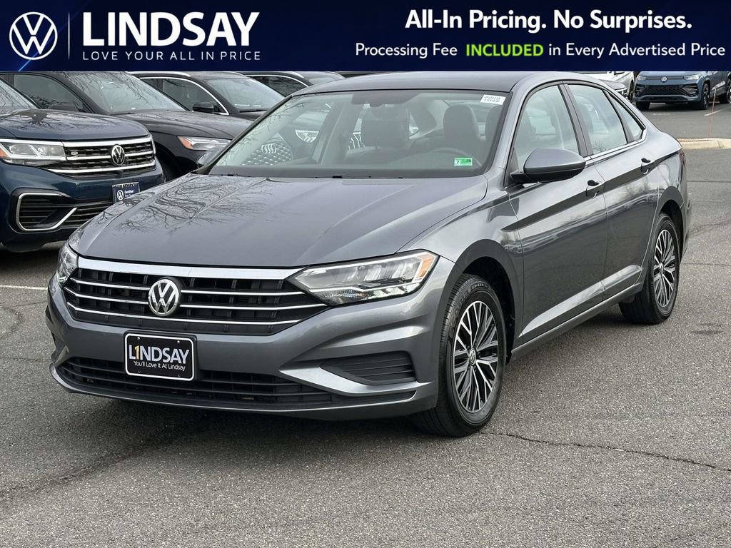 Used 2020 Volkswagen Jetta SE image 4