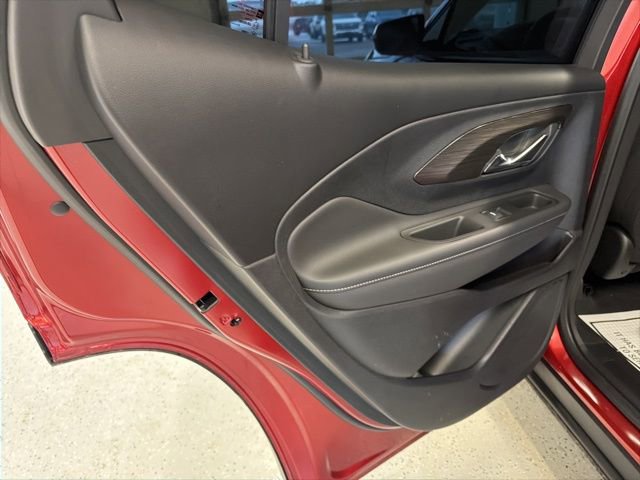 Used 2023 GMC Terrain SLE w/ Driver Convenience Package image 41