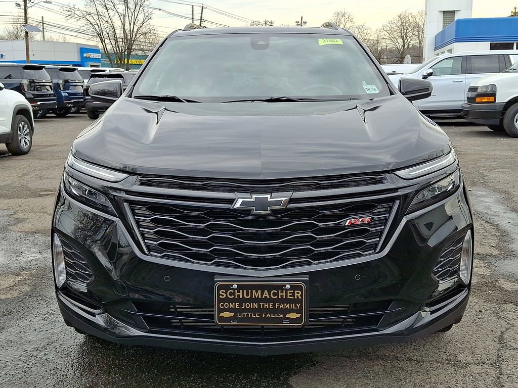 Used 2024 Chevrolet Equinox RS image 3