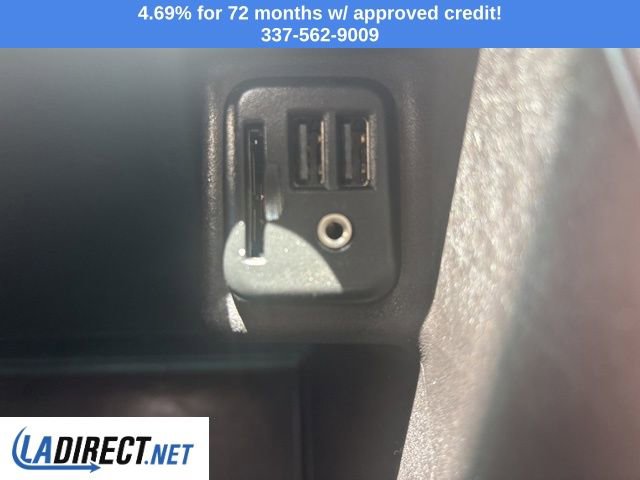 Used 2015 Chevrolet Silverado 2500 High Country w/ Duramax Plus Package AWD/4WD image 38