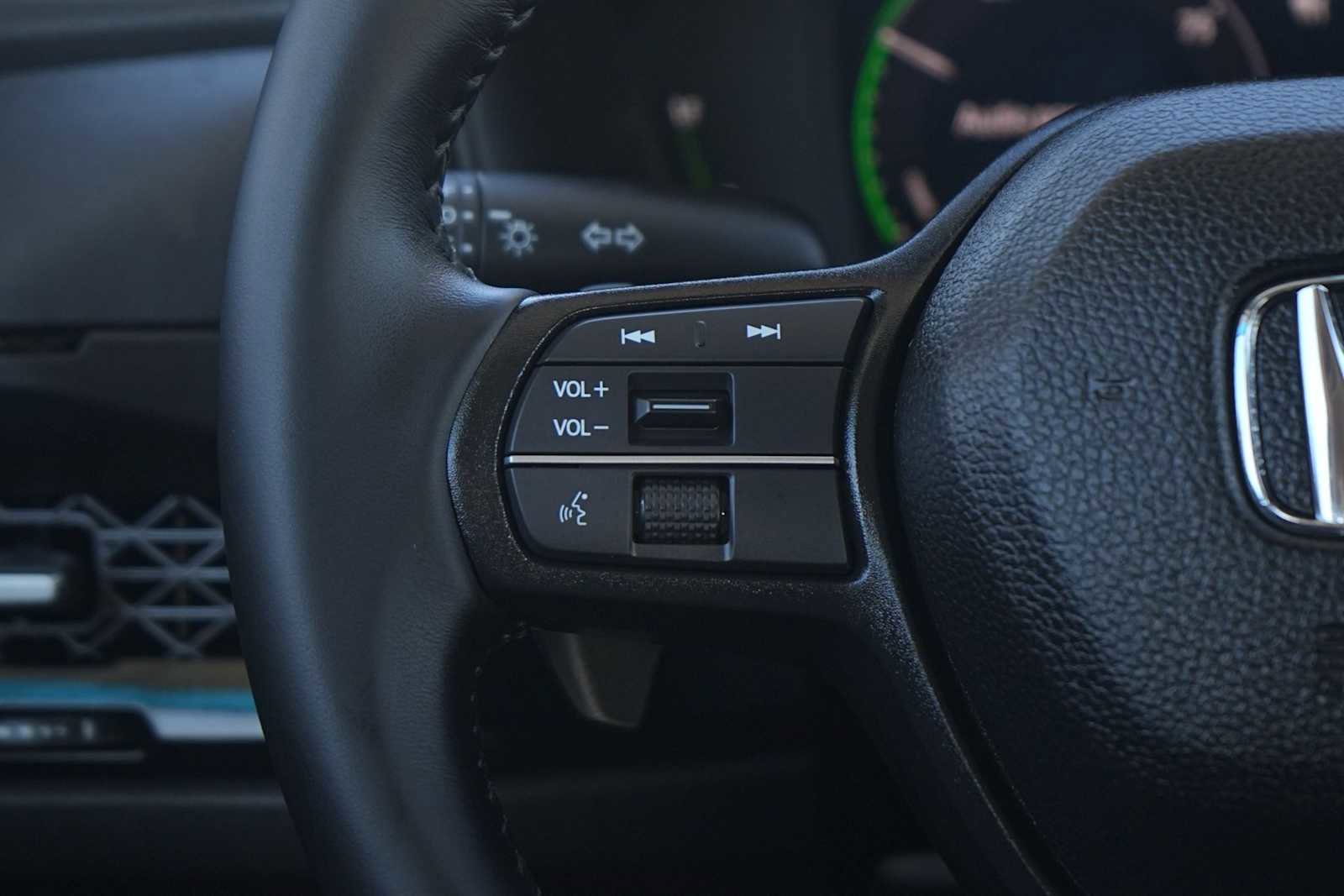 Used 2025 Honda Accord EX-L image 17