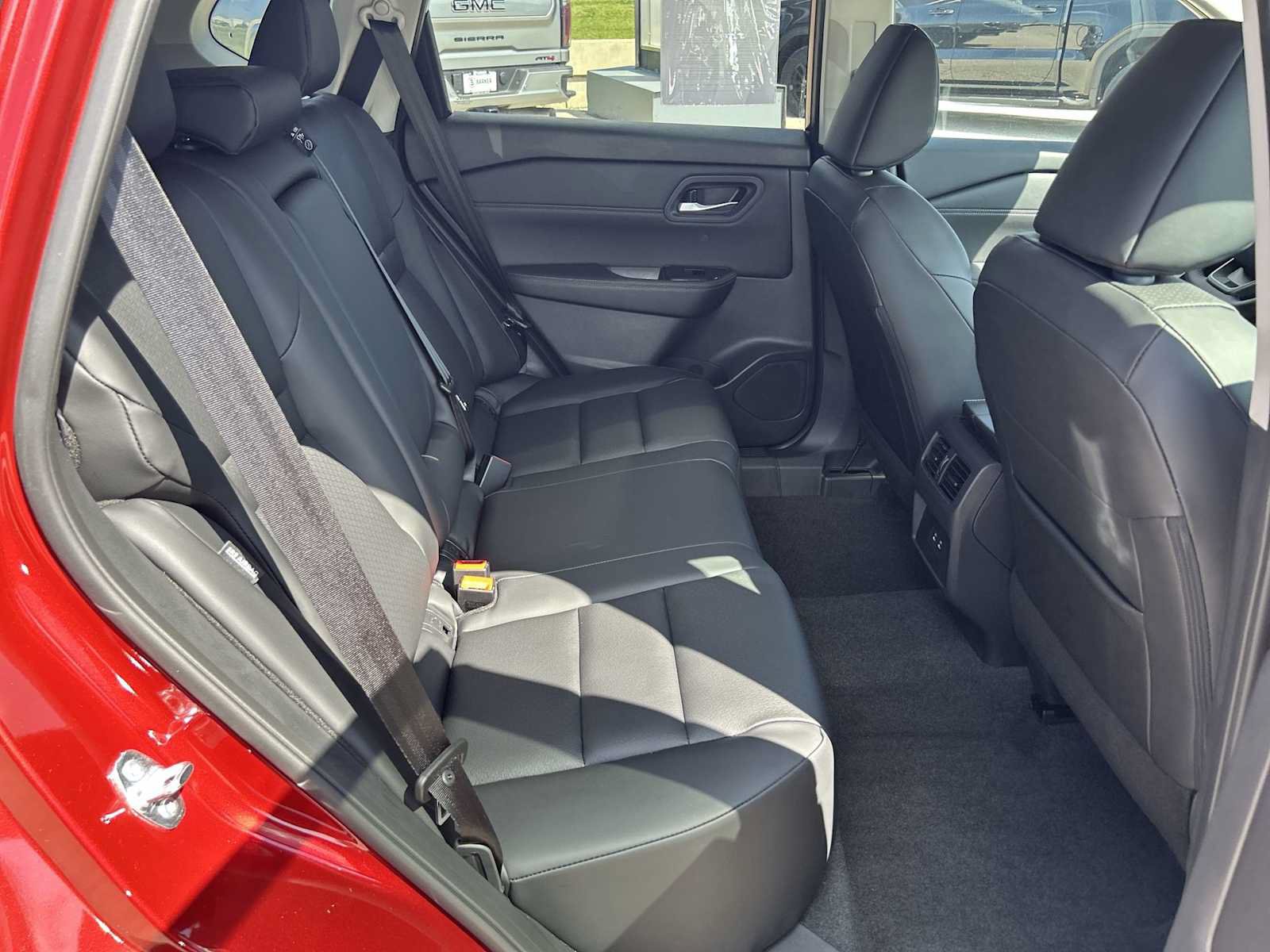 Used 2026 Nissan Rogue Dark Armor AWD/4WD image 20